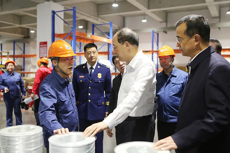 ying02.webp.jpg ying02.webp.jpg